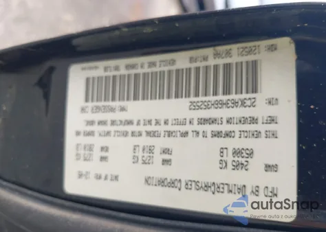 2006 Chrysler 300C z USA, uszkodzony, nr VIN 2C3KA63H66H352552